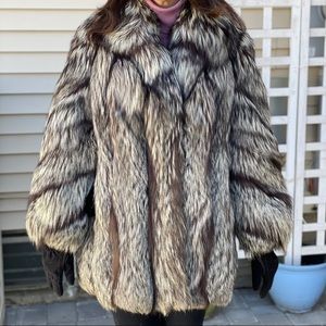 WOMEN'S GENUINE NATURAL SILVER FOX FUR COAT